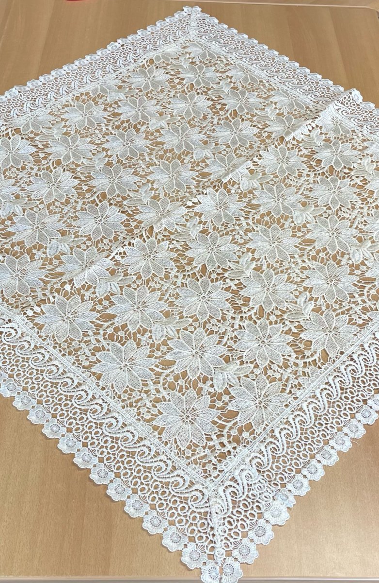 Tafelkleed – Ecru kant met bloemen – Vierkant 85 x 85 cm - Afbeelding 2